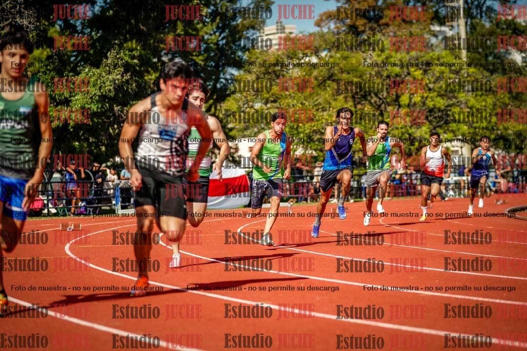 Fotos de los 200 m llanos de varones