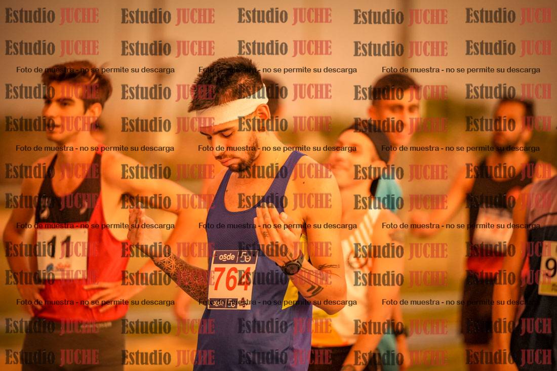 Fotos de los 3000 m llanos de varones