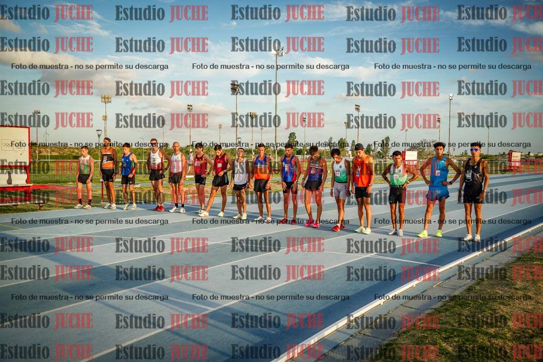 Fotos de los 3000 m llanos de varones