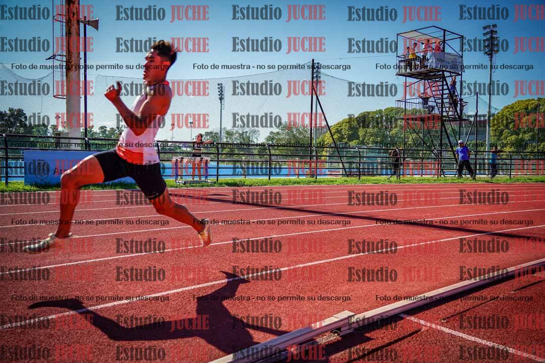 Fotos de los 200 m llanos de varones