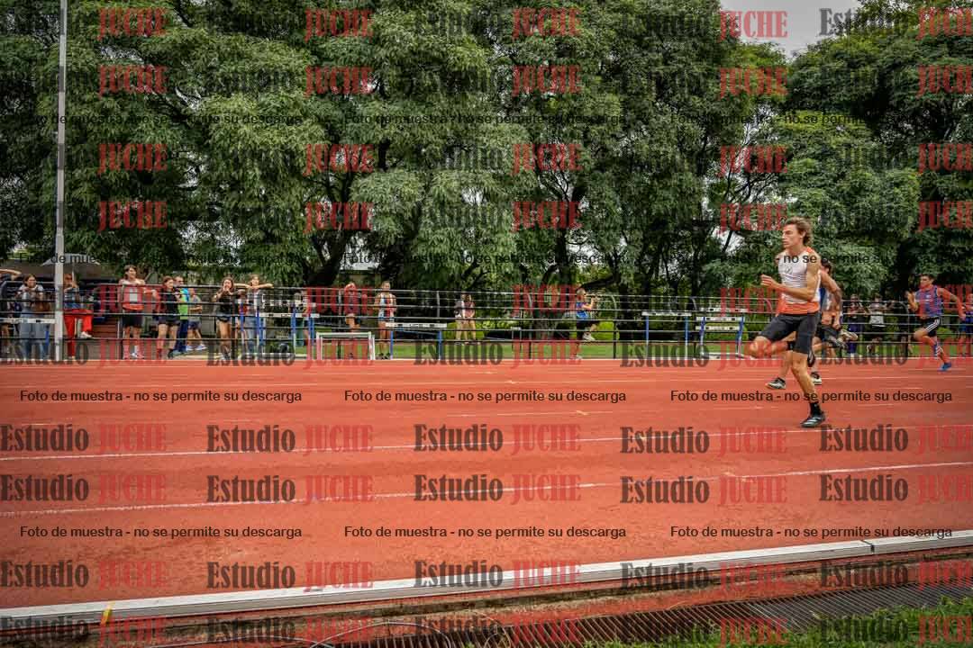 Fotos de los 100 m llanos de varones