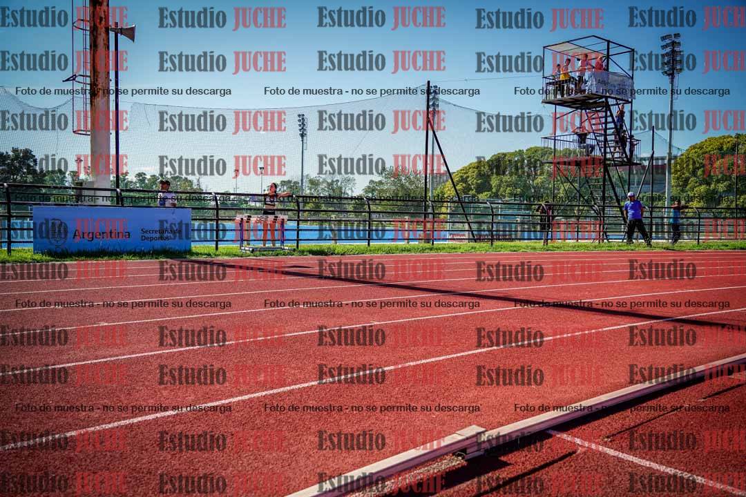Fotos de los 200 m llanos de varones