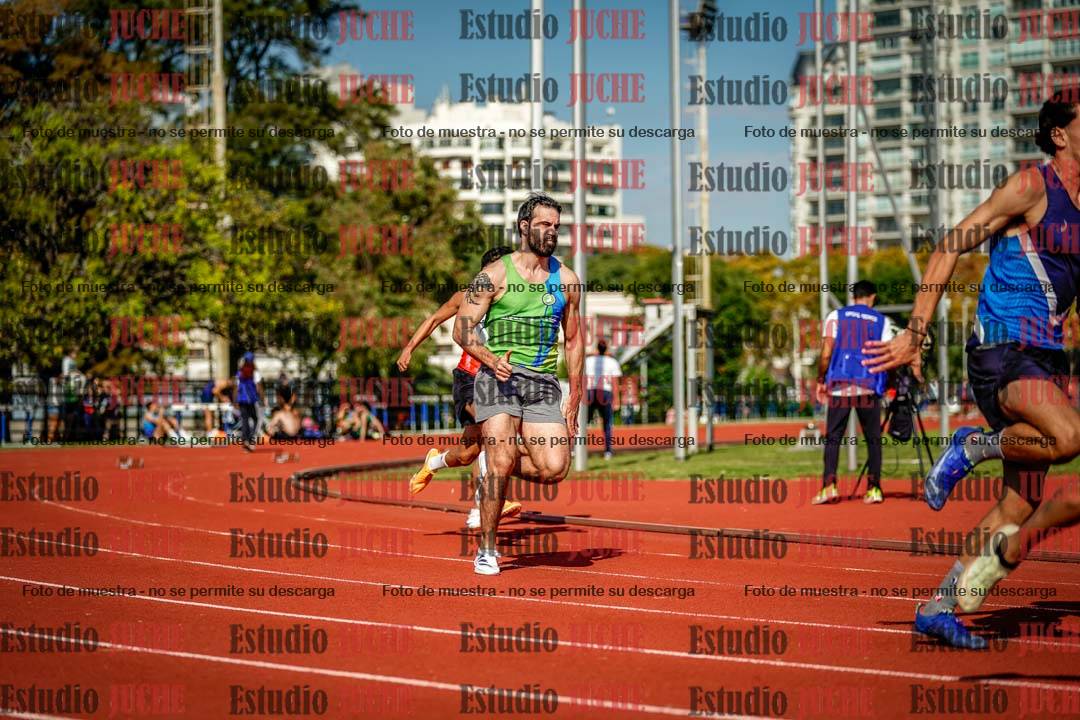 Fotos de los 200 m llanos de varones