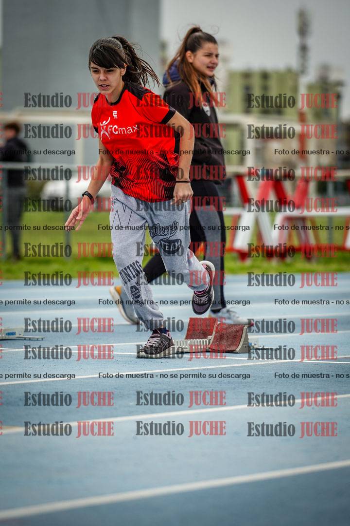 Fotos de los 50 m llanos de mujeres - U12