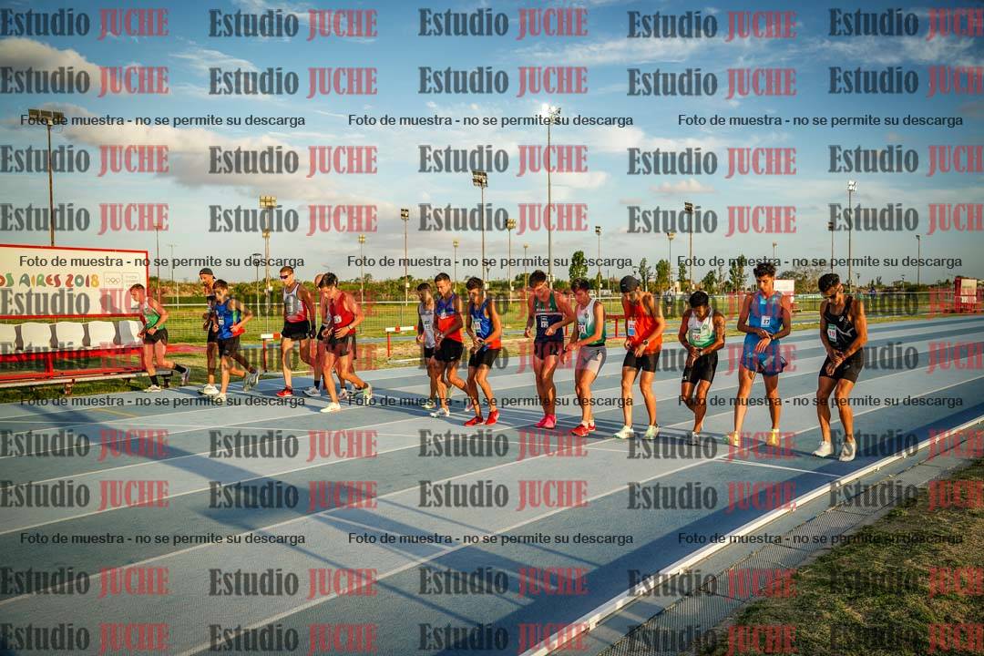 Fotos de los 3000 m llanos de varones