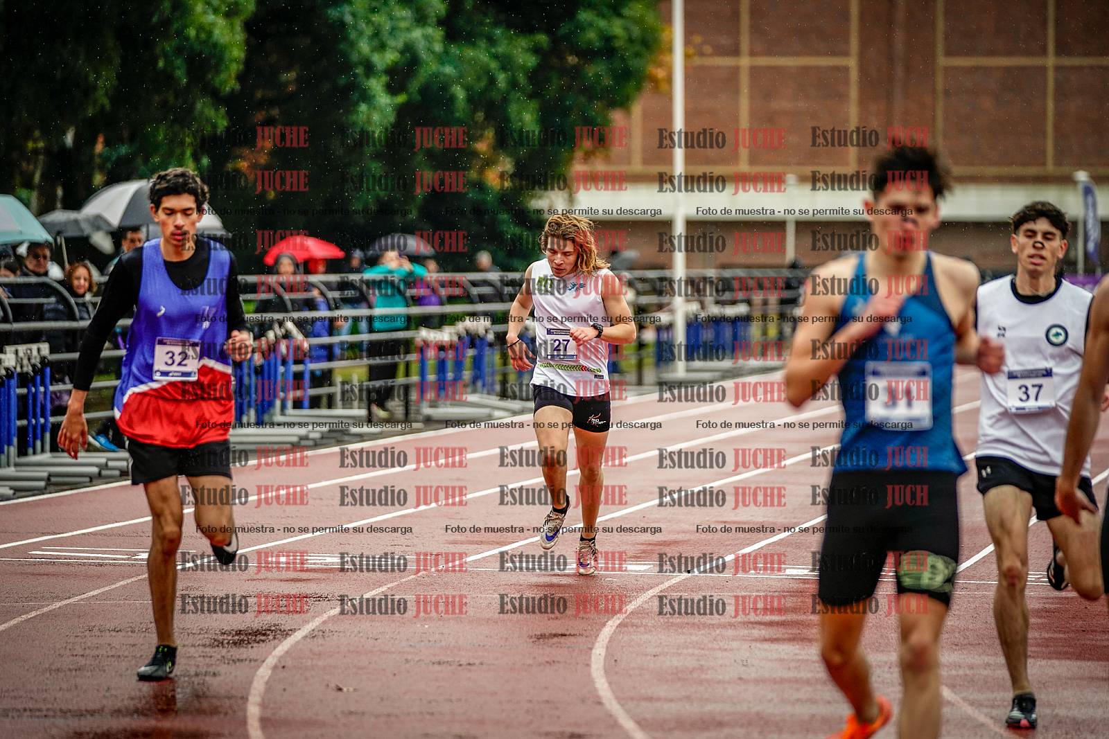 Fotos de los 400 m de varones