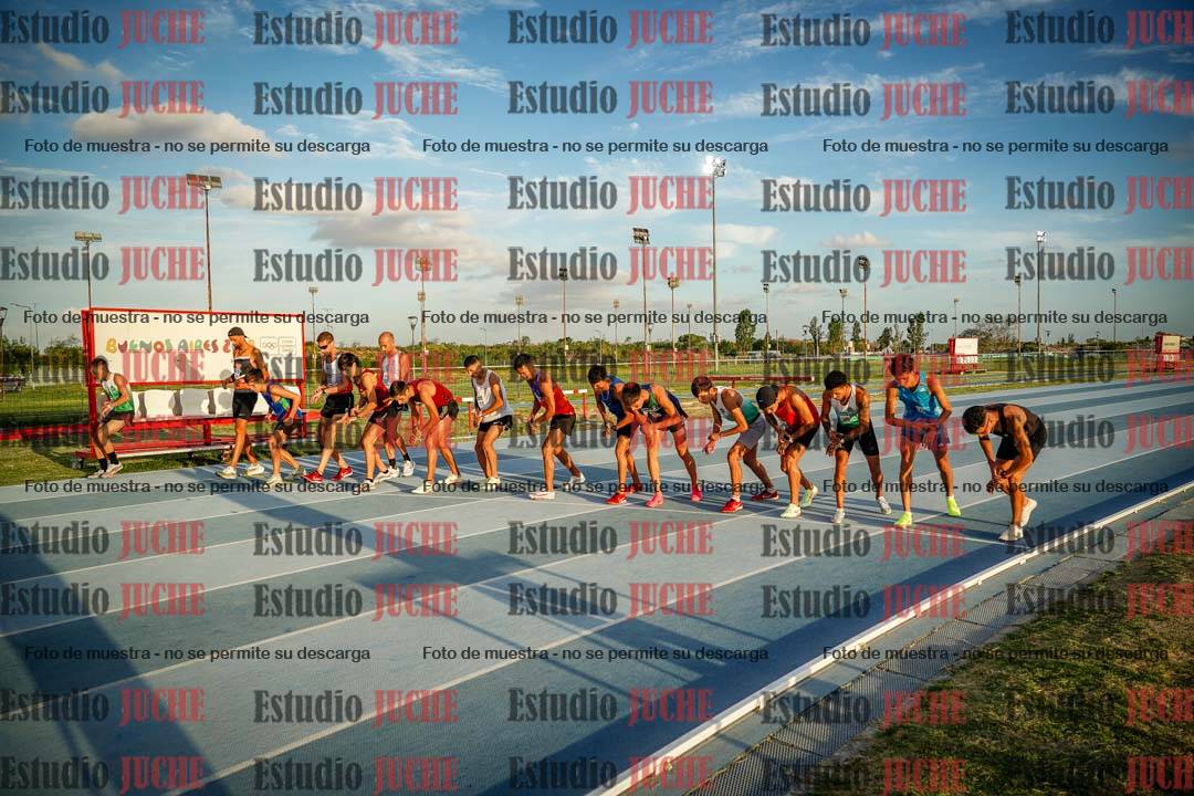 Fotos de los 3000 m llanos de varones