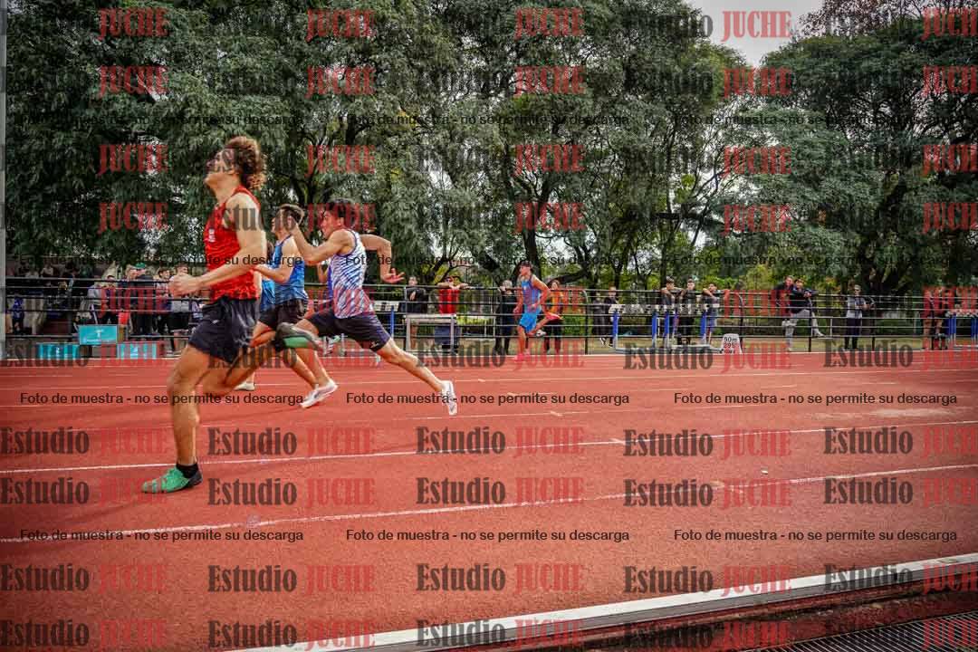 Fotos de los 100 m llanos de varones - decatlón 1