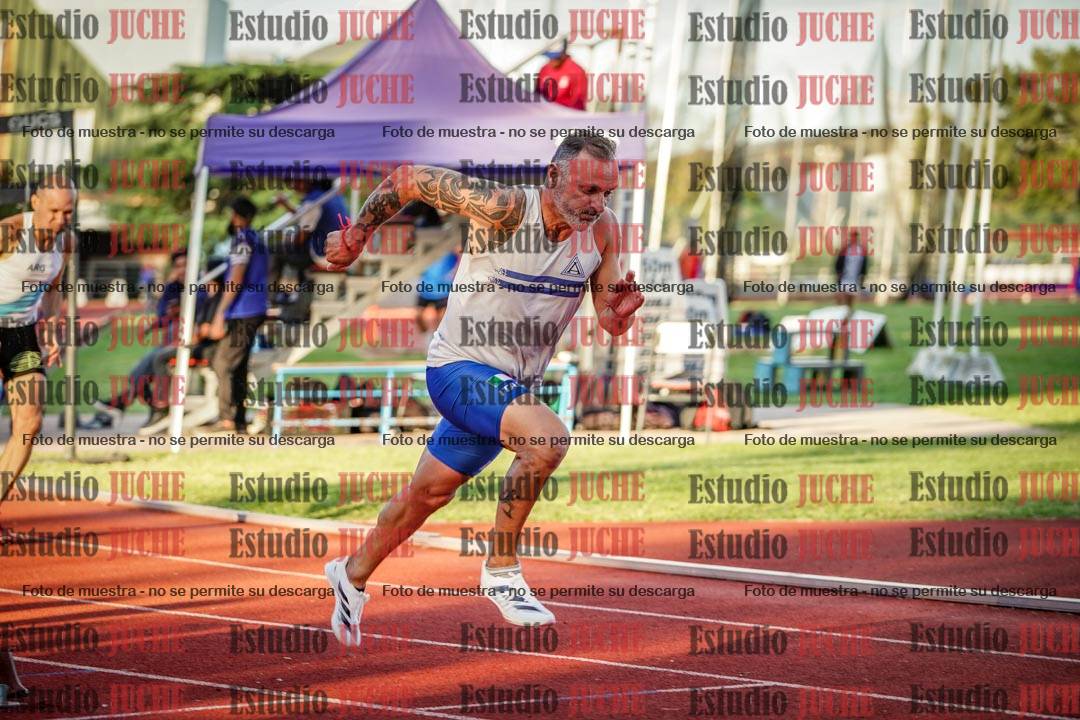 Fotos de los 400 m llanos de varones