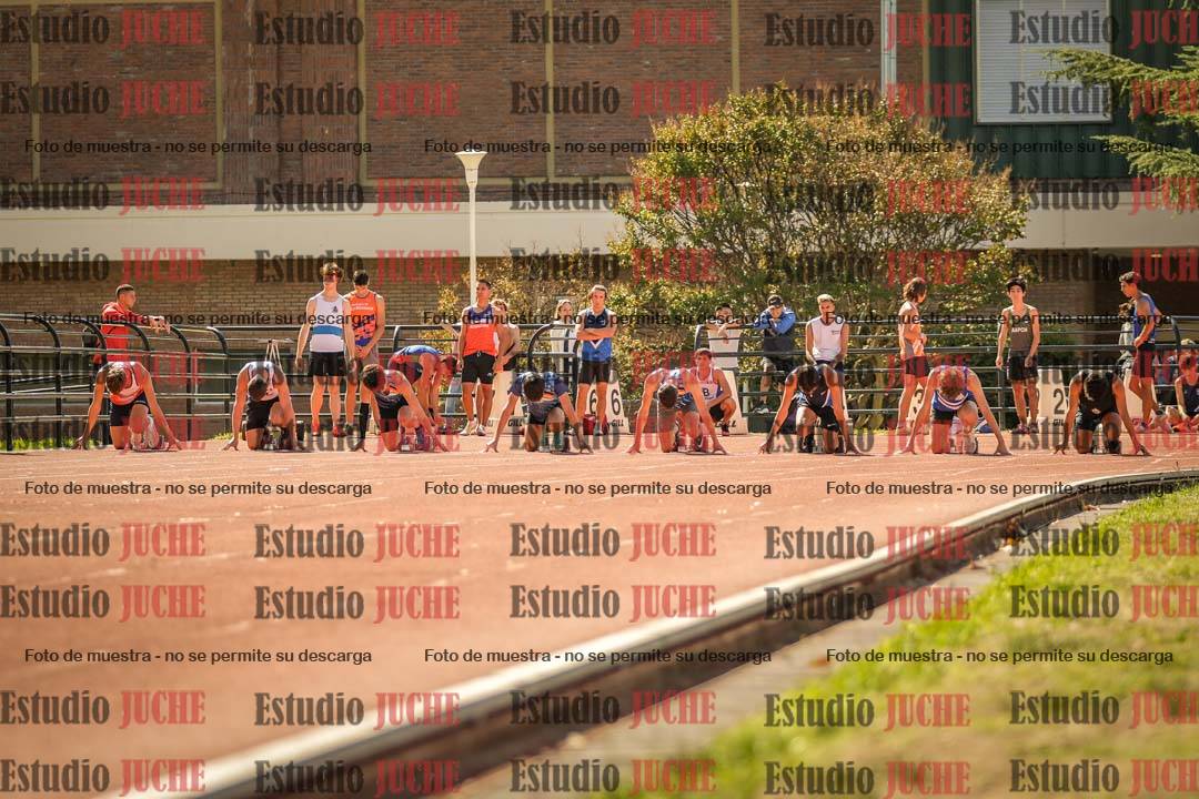 Fotos de los 100 m llanos de varones