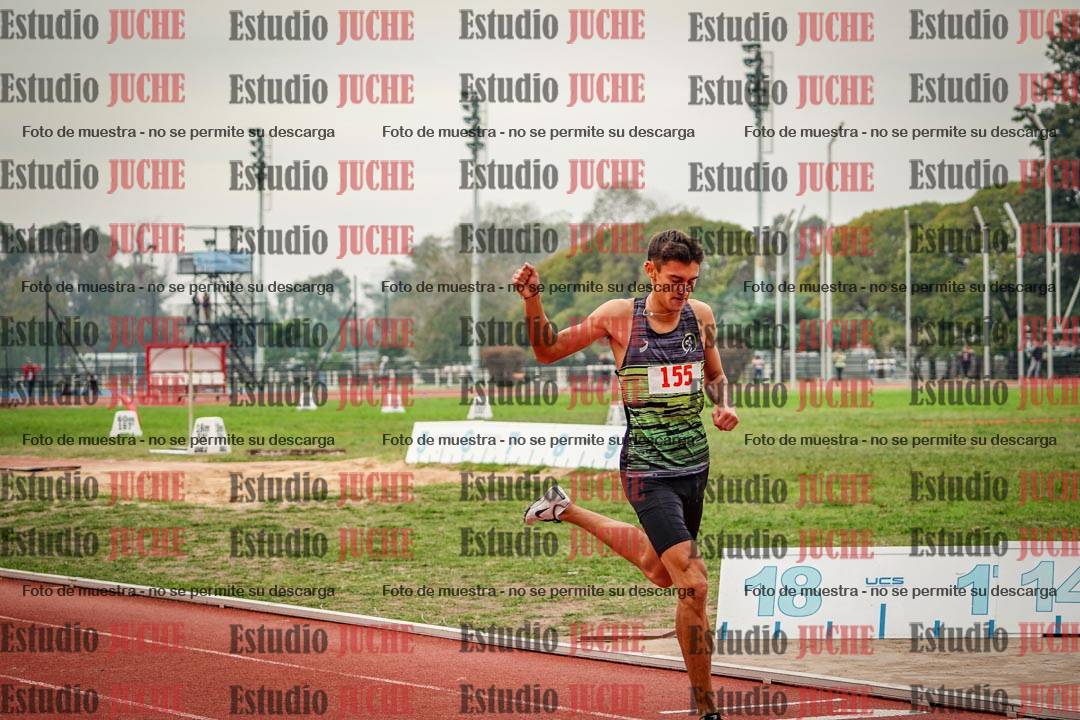 Fotos de los 800 m llanos de varones
