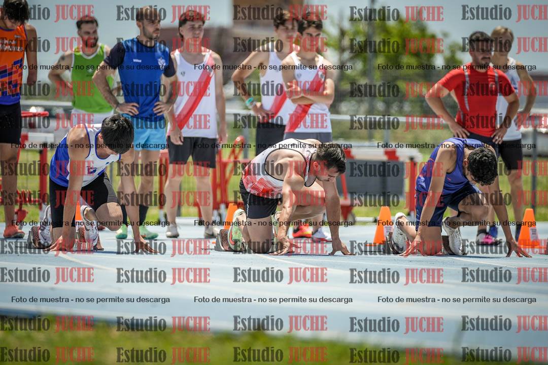 Fotos de los 100 m llanos de varones