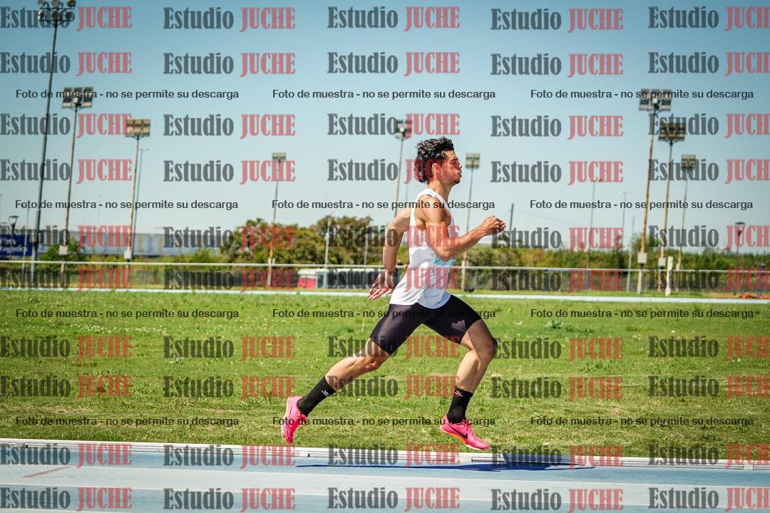 Fotos de los 800 m llanos de varones