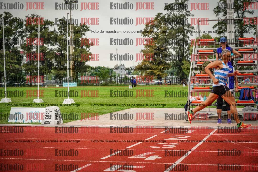 Fotos de los 800 m llanos de varones
