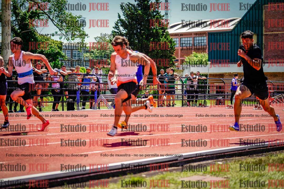 Fotos de los 100 m llanos de varones
