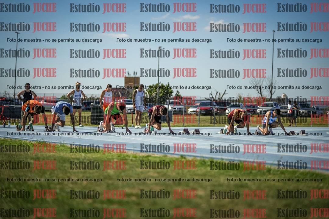 Fotos de los 100 m llanos de varones
