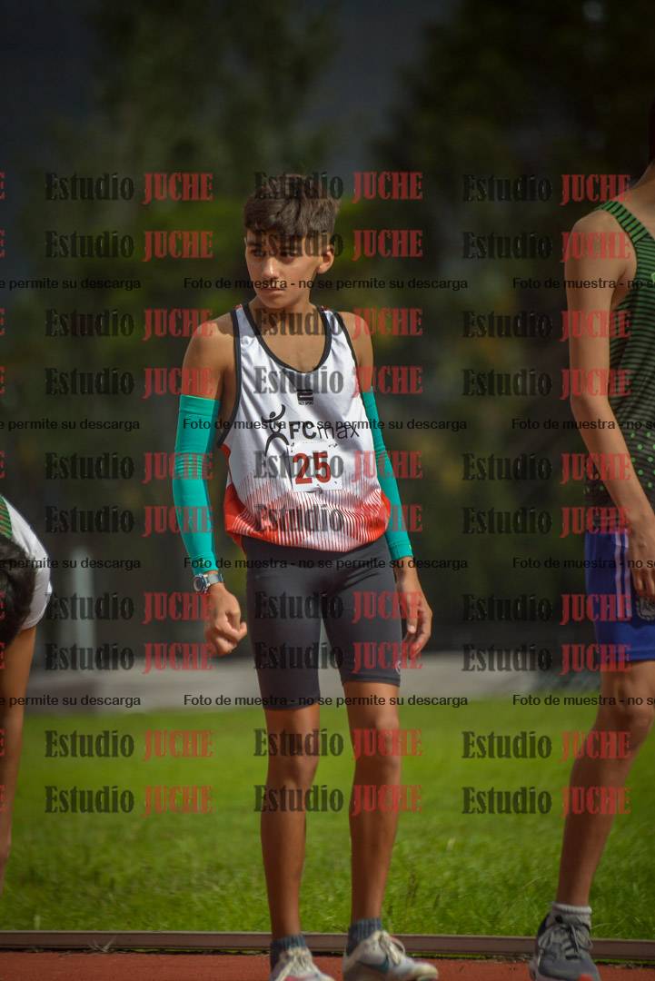 Fotos de los 600 m llanos de varones