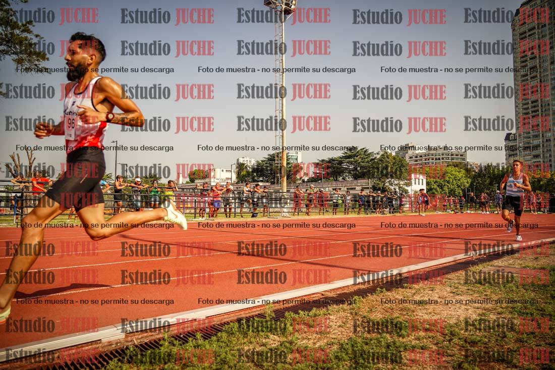 Fotos de los 1500 m llanos de varones