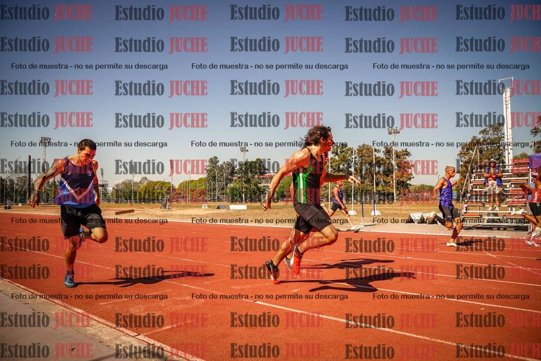 Fotos de los 200 m llanos de varones