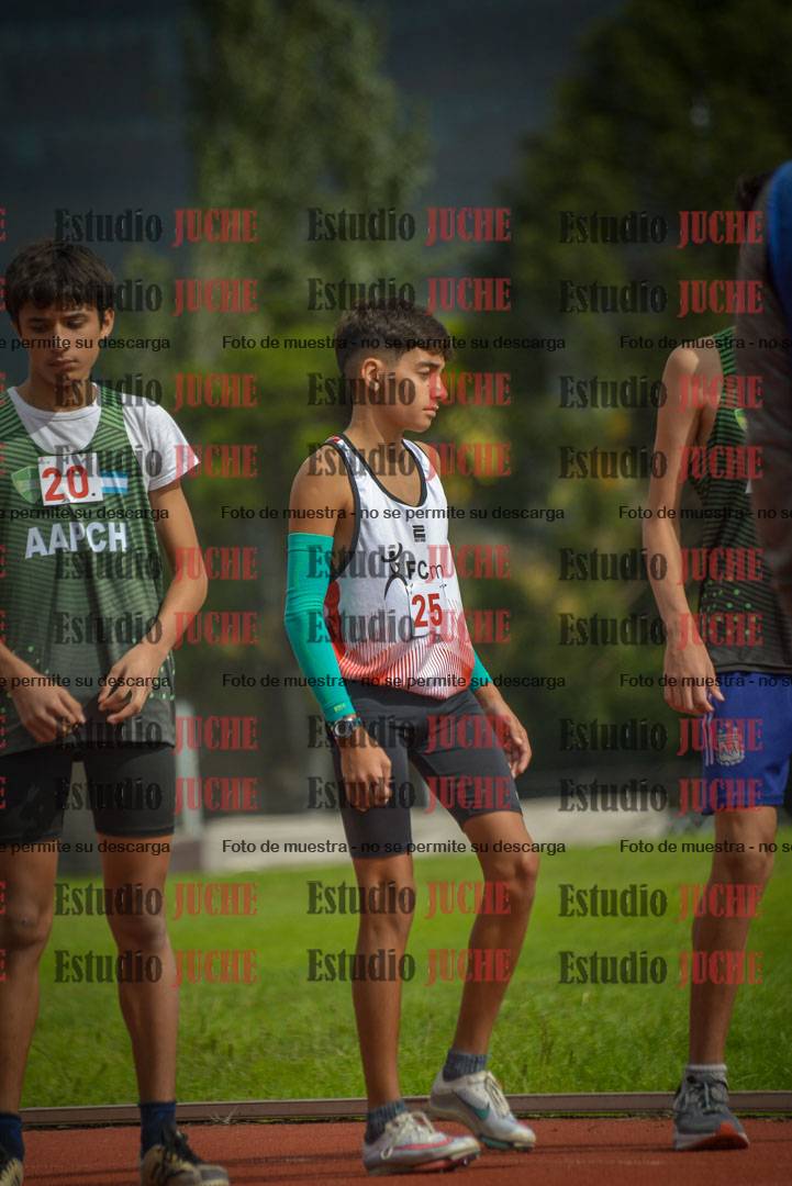 Fotos de los 600 m llanos de varones
