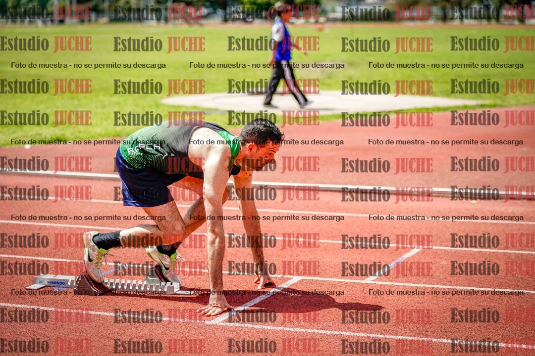 Fotos de los 400 m llanos de varones