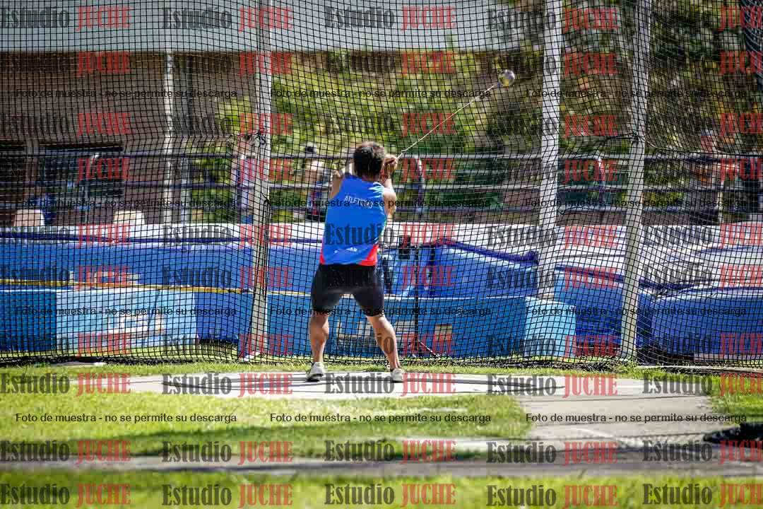 Fotos del lanzamiento de martillo de varones