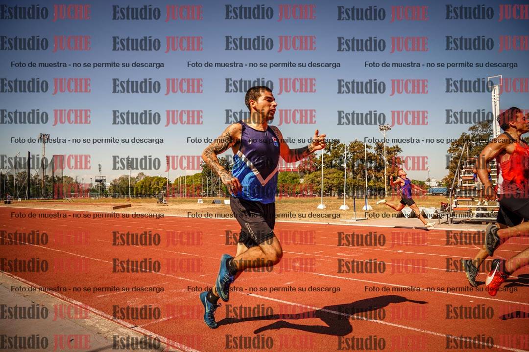 Fotos de los 200 m llanos de varones
