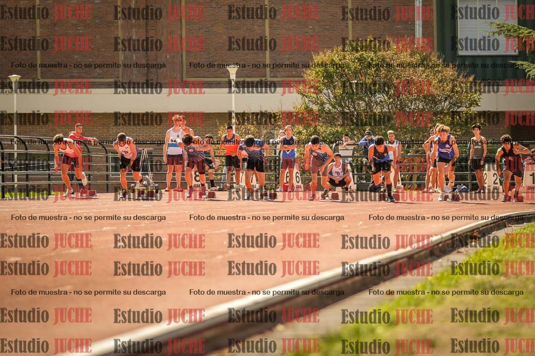 Fotos de los 100 m llanos de varones