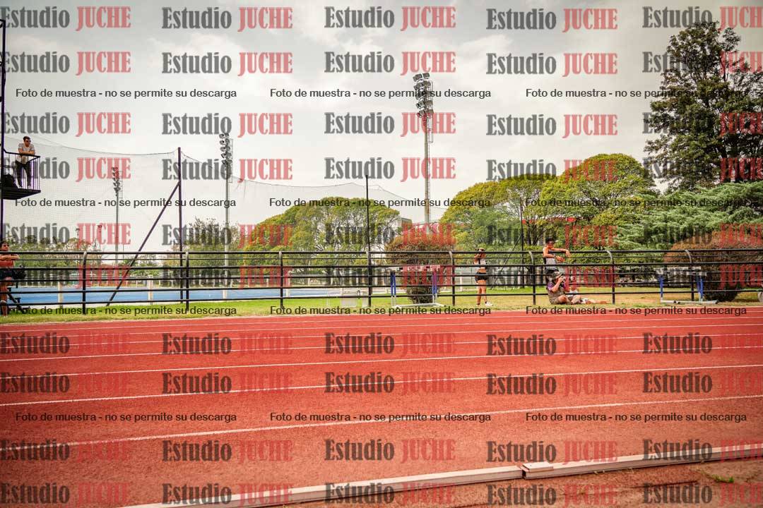 Fotos de los 200 m llanos de varones
