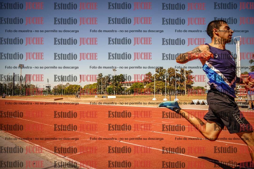 Fotos de los 200 m llanos de varones