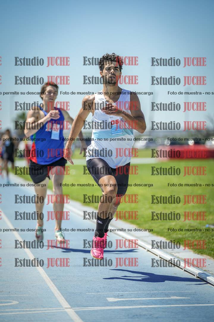Fotos de los 800 m llanos de varones