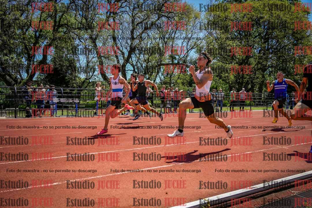 Fotos de los 100 m llanos de varones