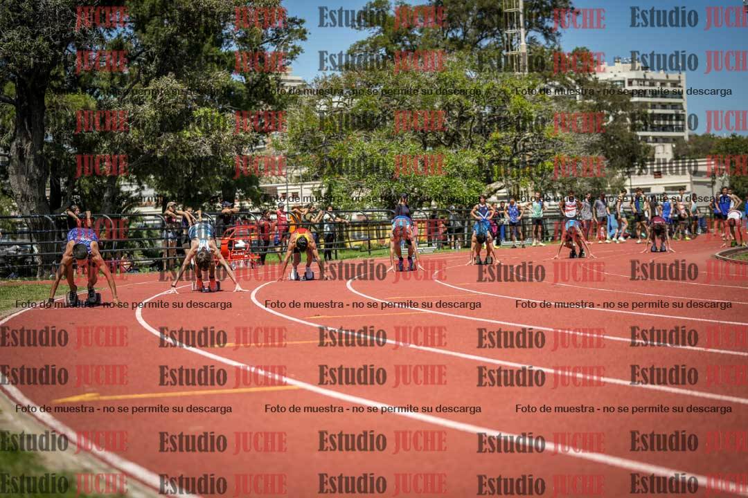 Fotos de los 200 m llanos de varones