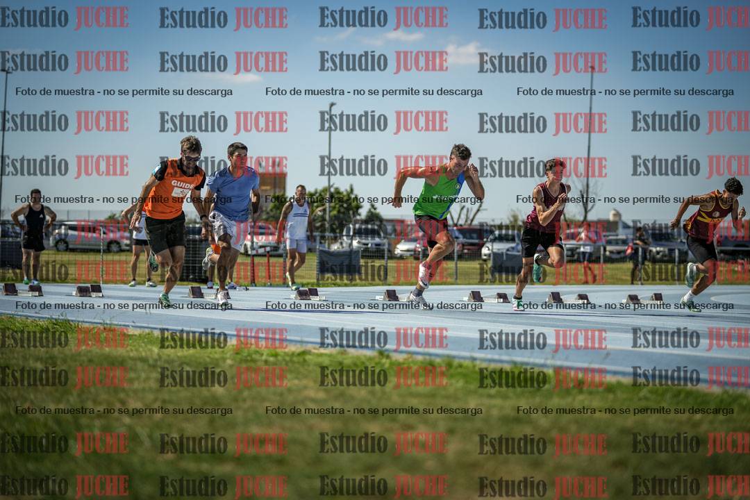 Fotos de los 100 m llanos de varones