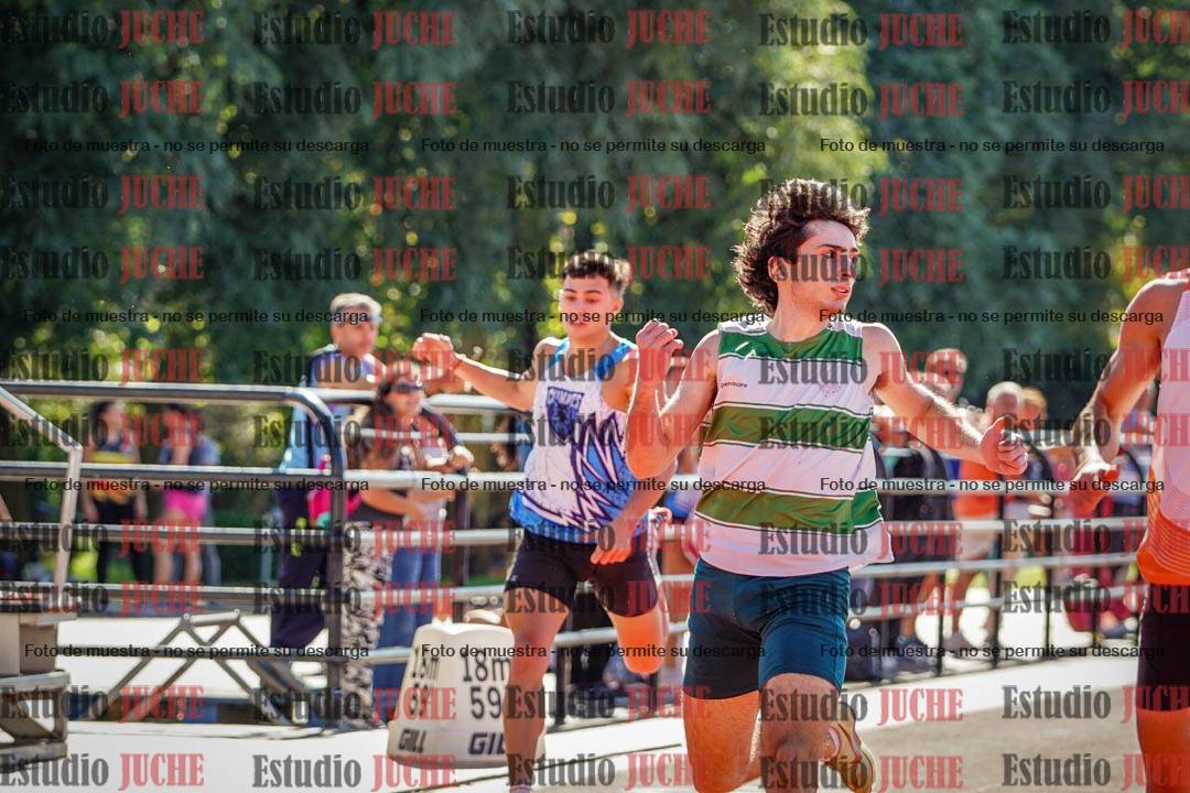 Fotos de los 200 m llanos de varones