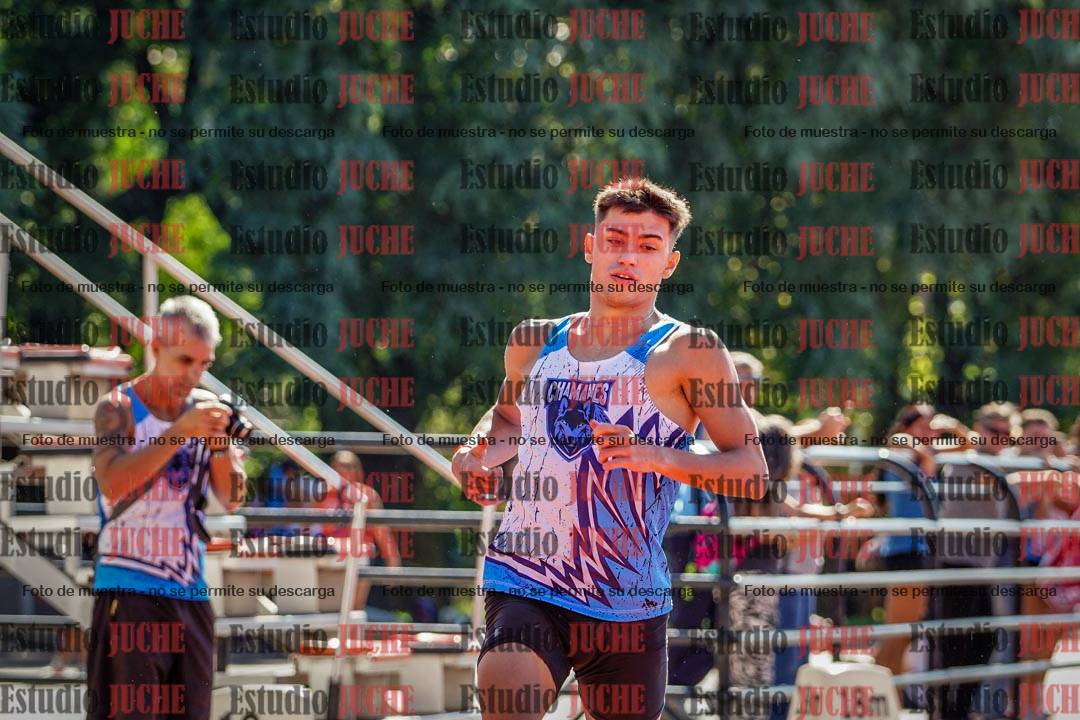 Fotos de los 200 m llanos de varones