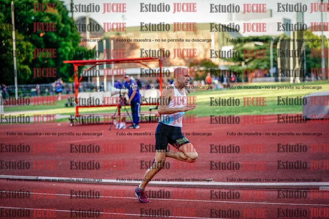Fotos de los 400 m llanos de varones