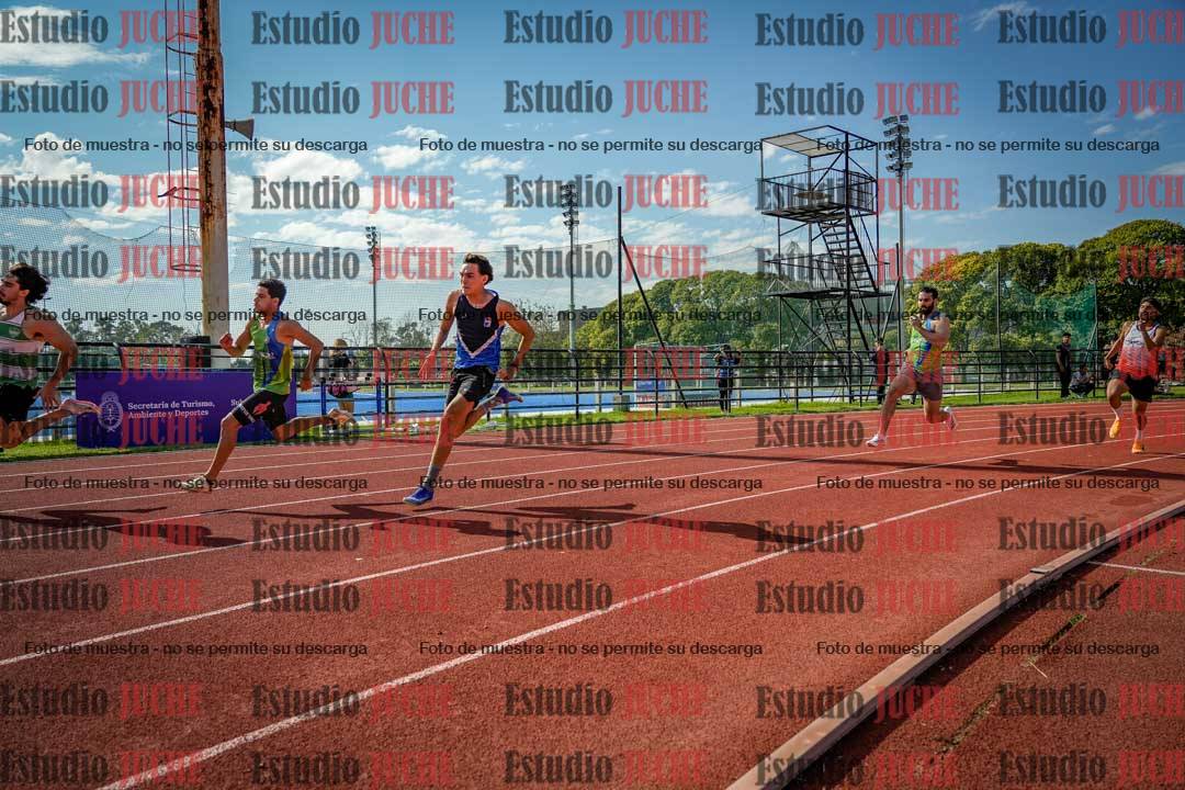 Fotos de los 200 m llanos de varones