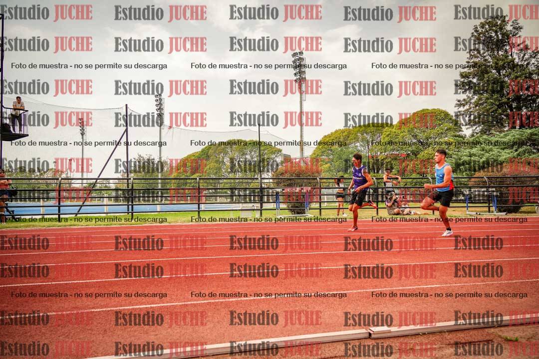 Fotos de los 200 m llanos de varones