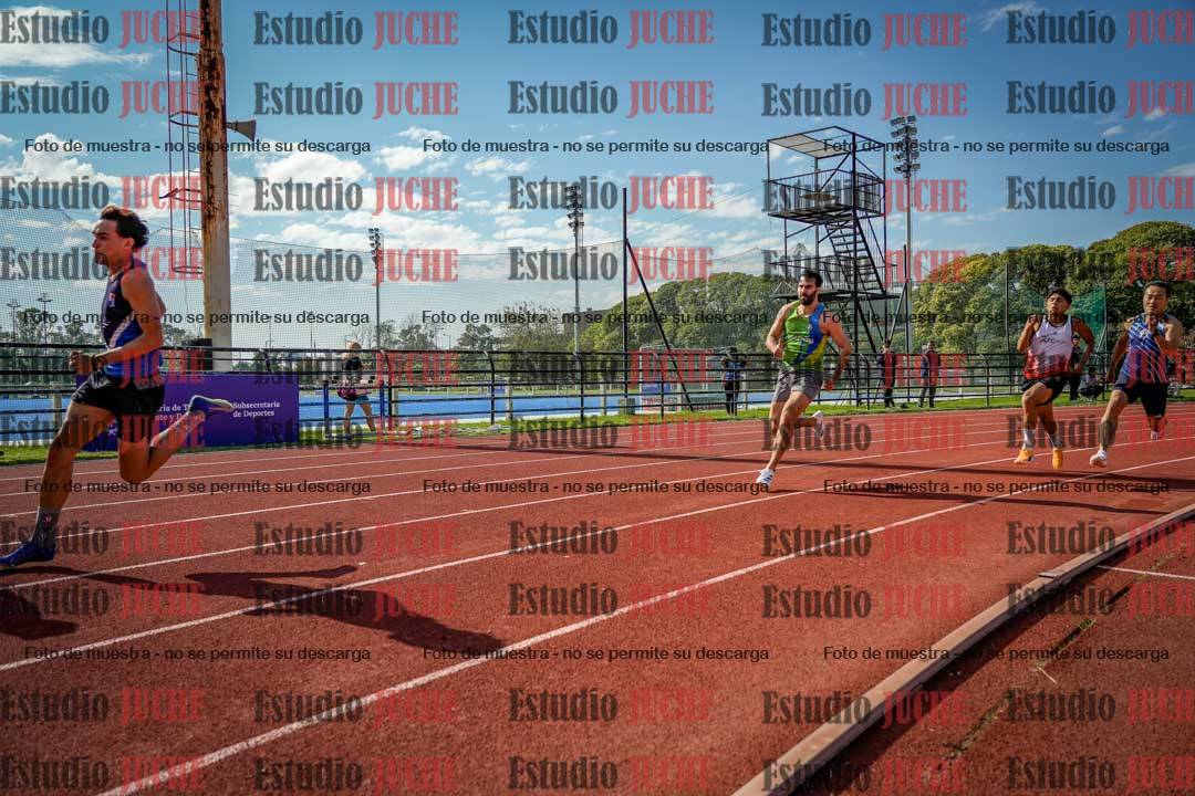 Fotos de los 200 m llanos de varones