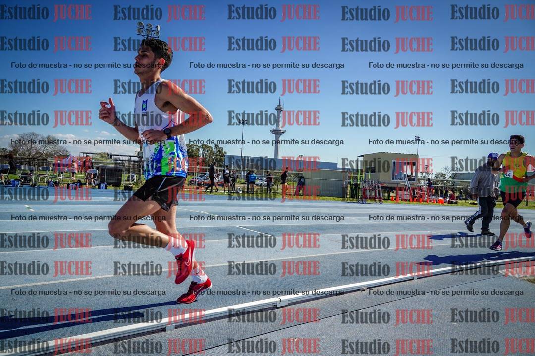 Fotos de los 5000 m llanos de mujeres y varones