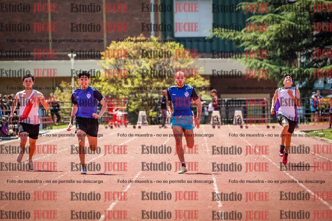 Fotos de los 100 m llanos de varones