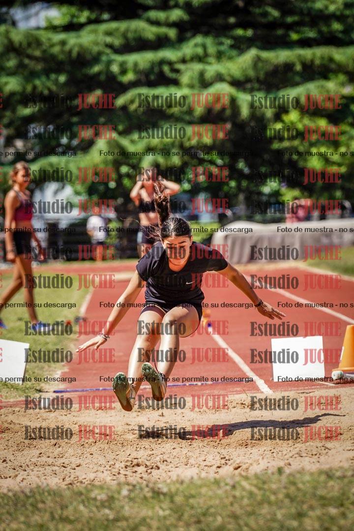 Fotos del salto en largo de mujeres - U14