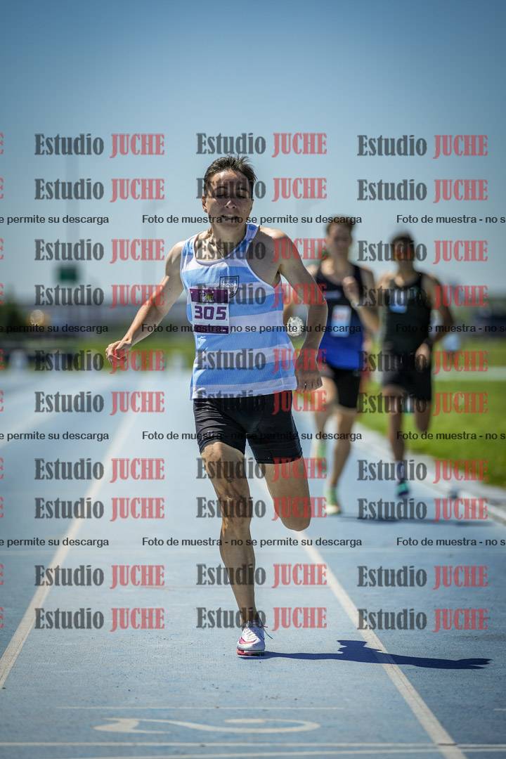 Fotos de los 800 m llanos de varones
