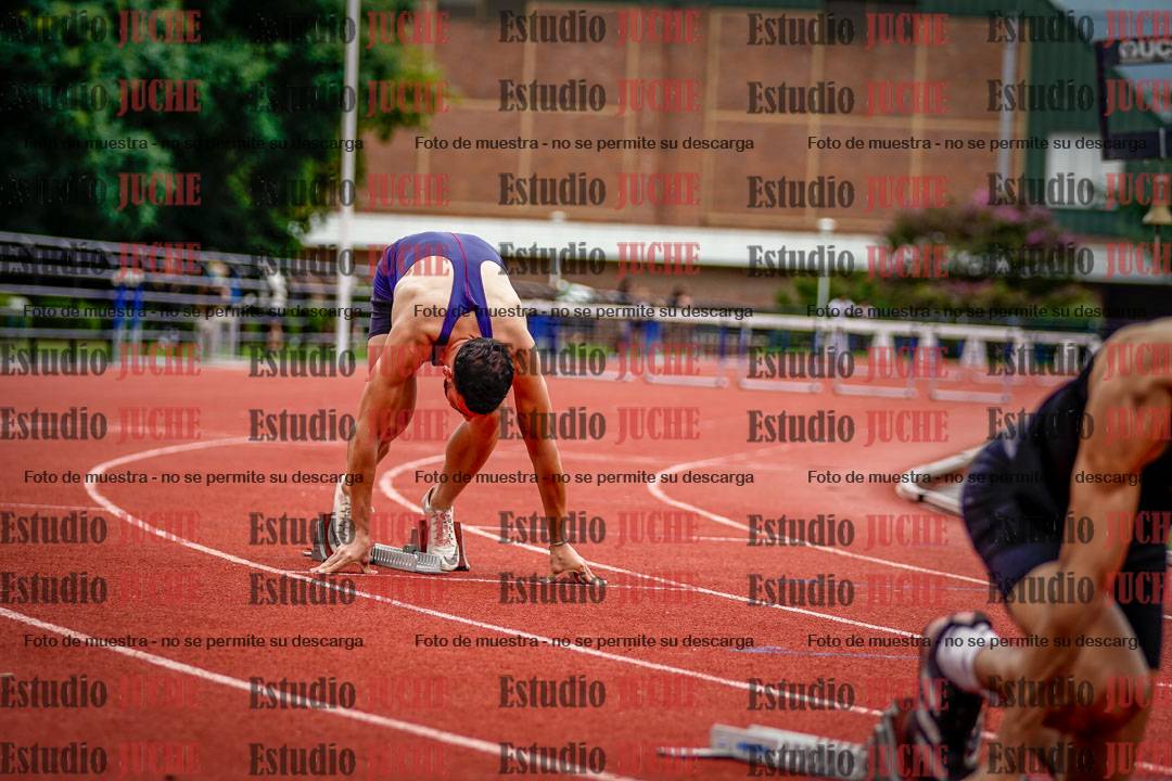 Fotos de los 400 m con vallas de varones