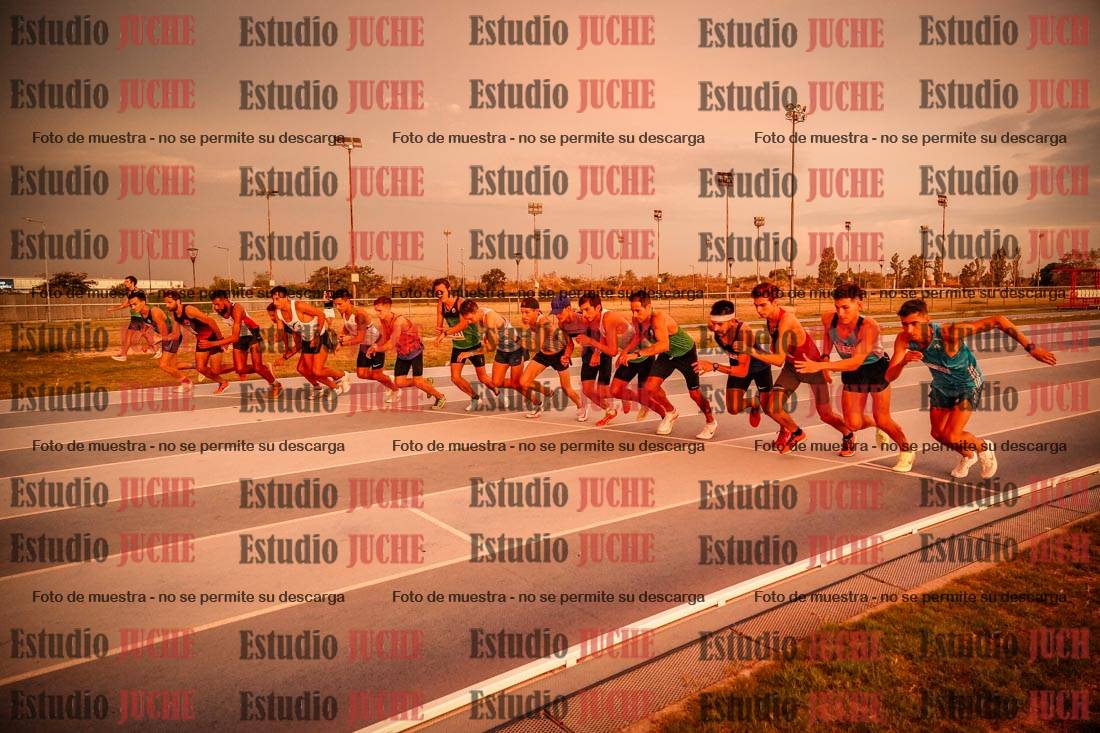 Fotos de los 3000 m llanos de varones