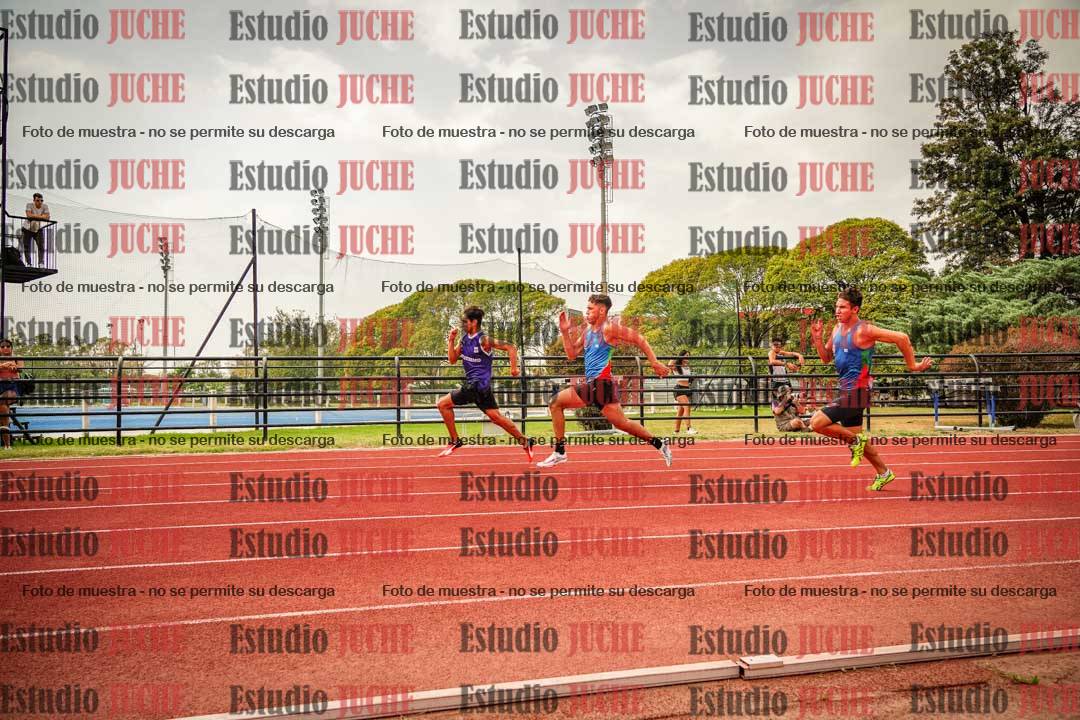 Fotos de los 200 m llanos de varones