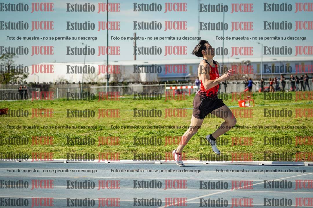 Fotos de los 400 m llanos de varones