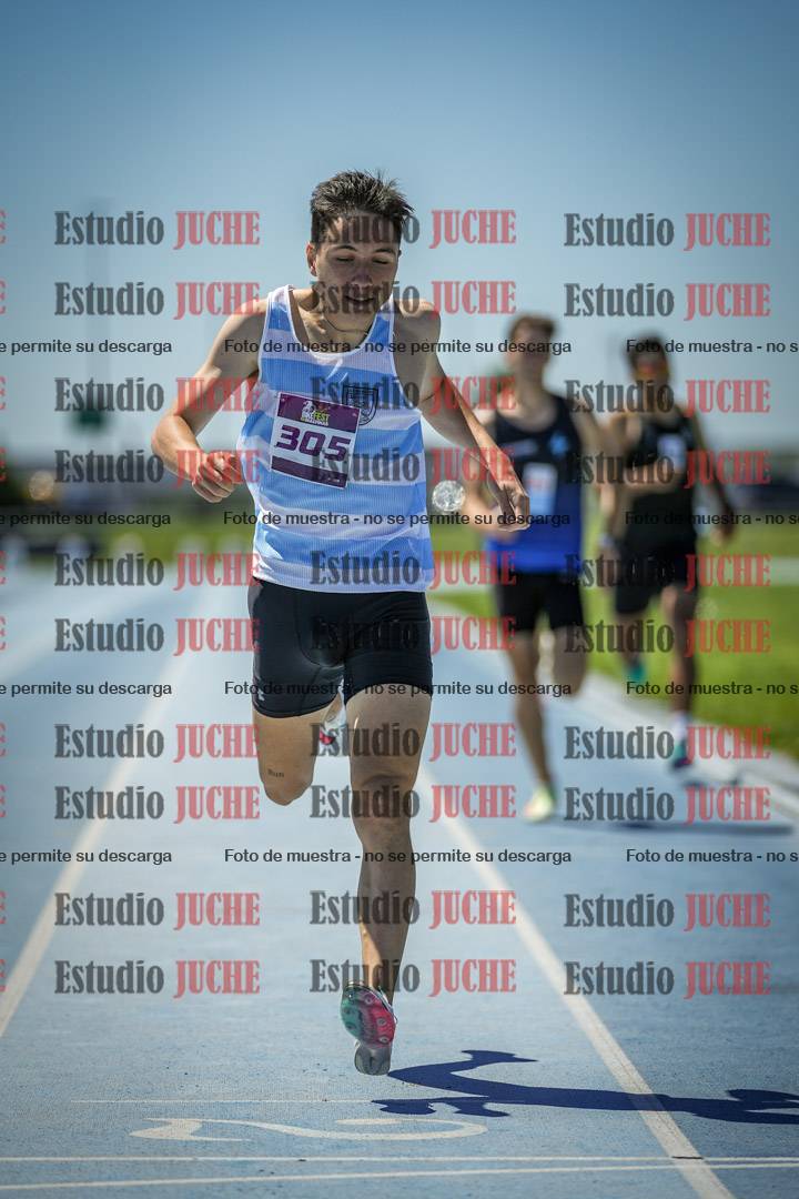 Fotos de los 800 m llanos de varones