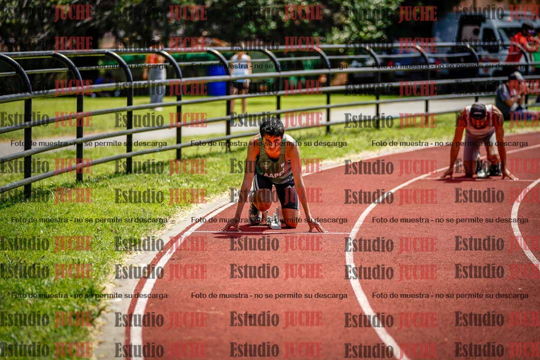 Fotos de los 400 m llanos de varones